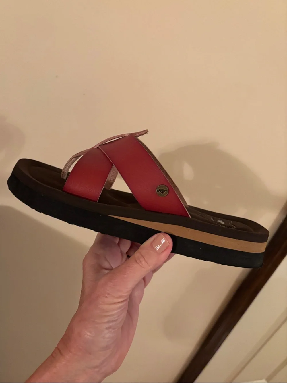 Rocket Dog brown leather slides